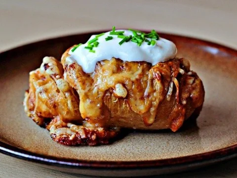 Baked potatoes with cheese