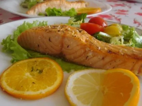 Salmon in orange juice