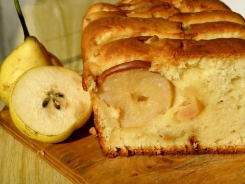 Cottage cheese pear cake