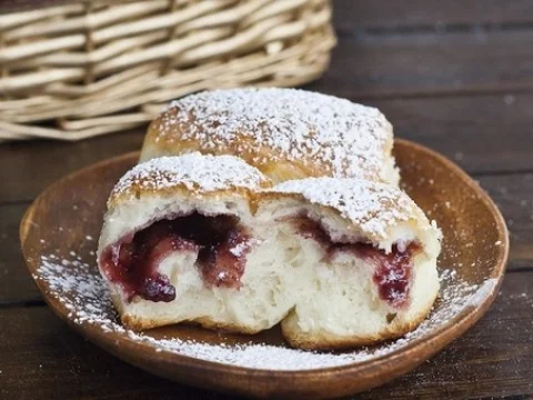 Jam buns