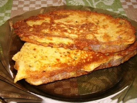 Cheese toasts