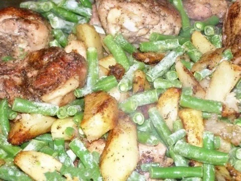 Potatoes with chicken