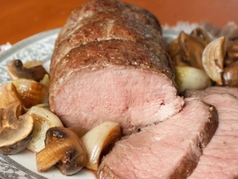 Roast Beef with Onions and Mushrooms