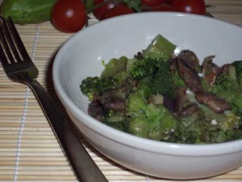 Broccoli with mushrooms