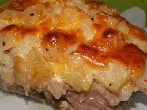 Pork baked with pineapples