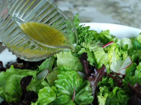 Spring salad with French dressing