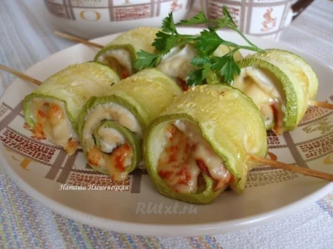 Zucchini Rolls with Chicken